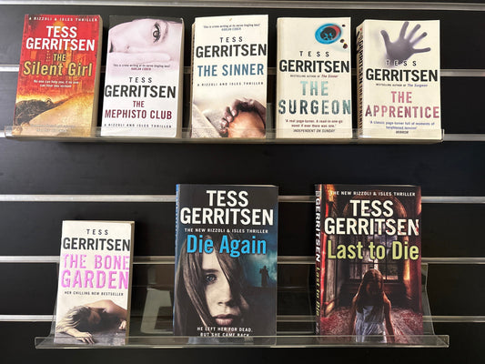 GERRITSEN, Tess: 'Rizzoli & Isles' Series - Selected Titles Bundle of 8 (Min. fair condition)
