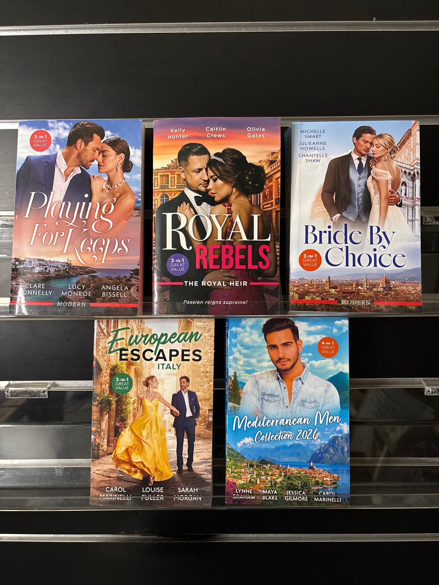 MILLS + BOON Modern, Royal, + European 3,4-in-1 assorted Titles Bundle of 5 (min. good condition)
