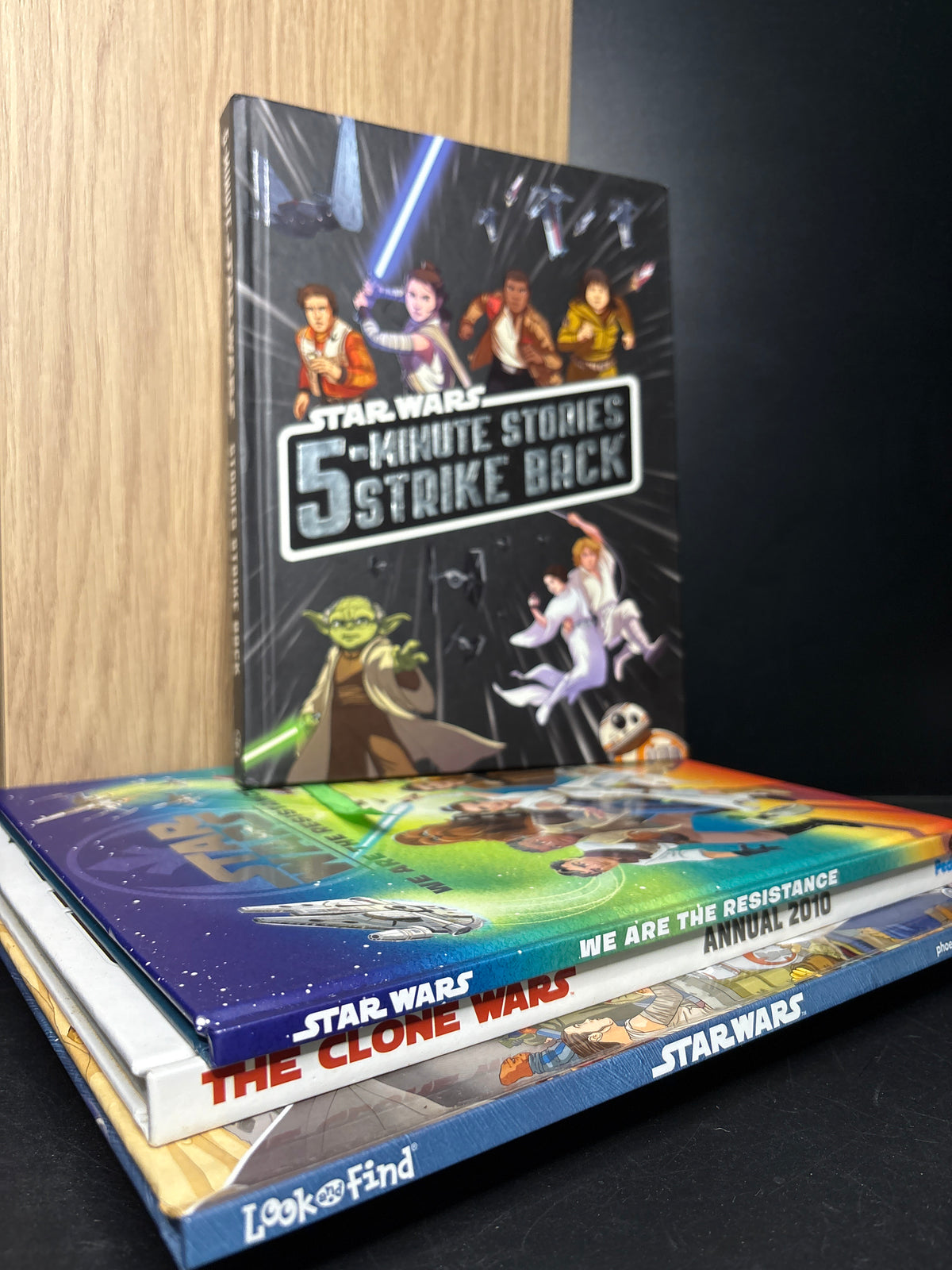 STAR WARS Assorted Standalone Titles Bundle of 4 (Min. good condition)