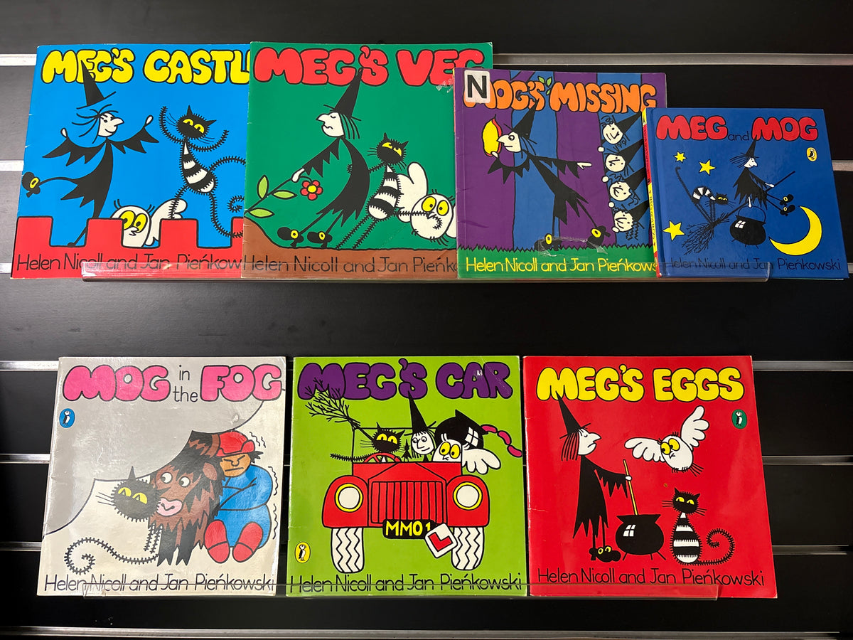 'MEG AND MOG' Assorted Standalone Titles Bundle of 7 (Min. fair condition)