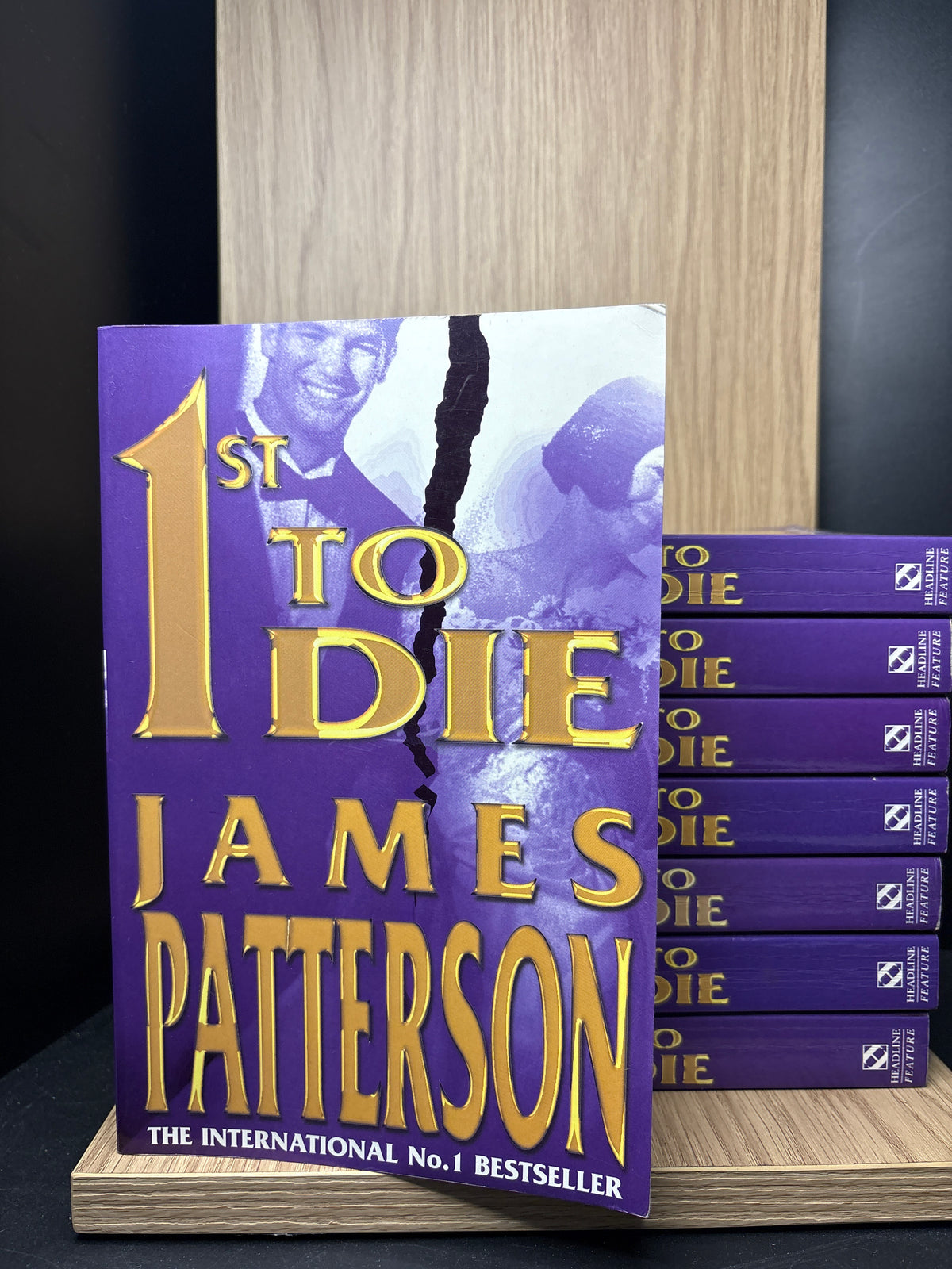 Book Club 8 Pack: PATTERSON, James '1st To Die' Paperback Large (Min. Condition: Fair)