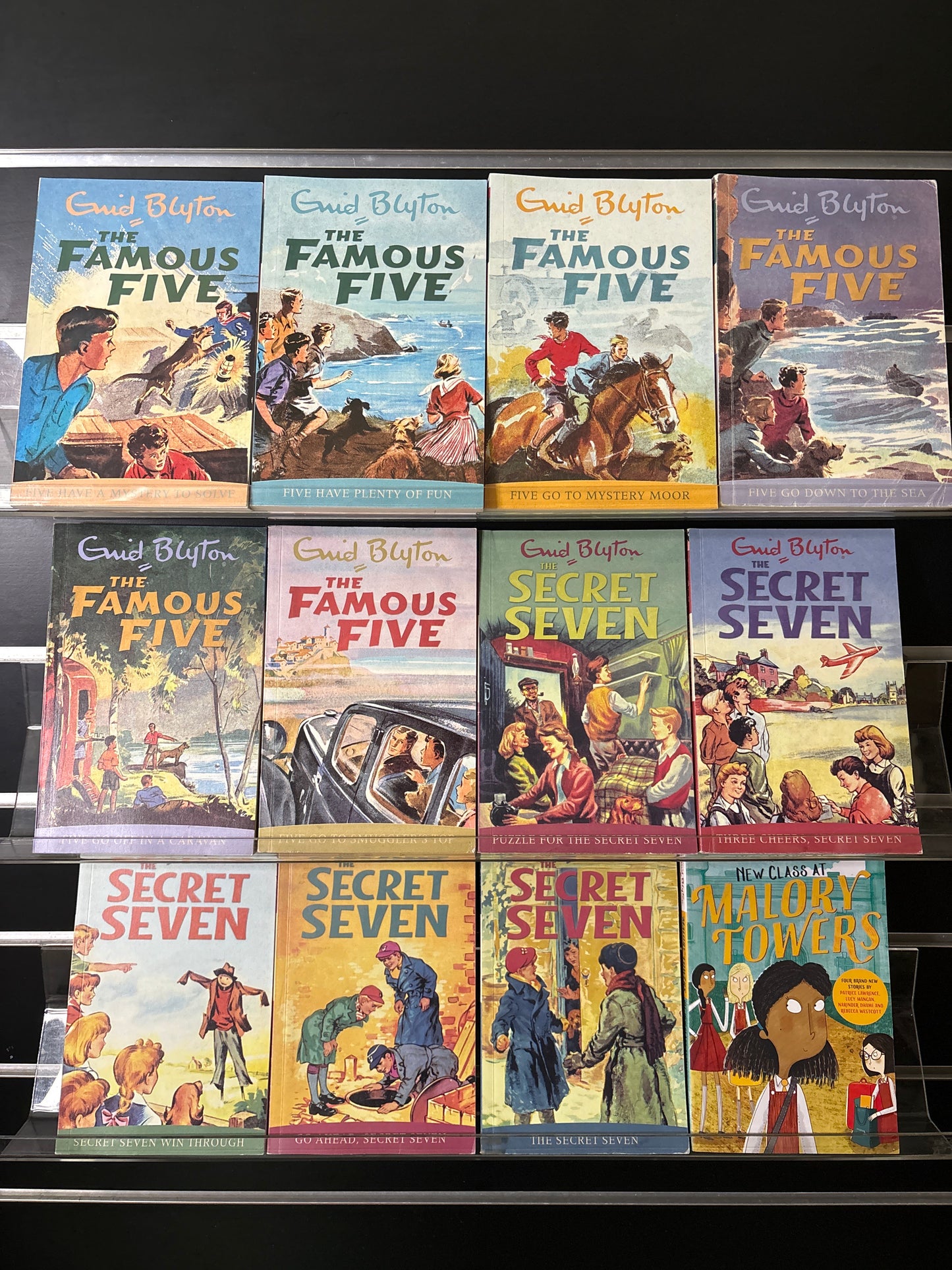 BLYTON, Enid 'Famous Five', 'Secret Seven', and Bonus 'Malory Towers' Assorted Standalone Titles Bundle of 12 (Min. fair condition)