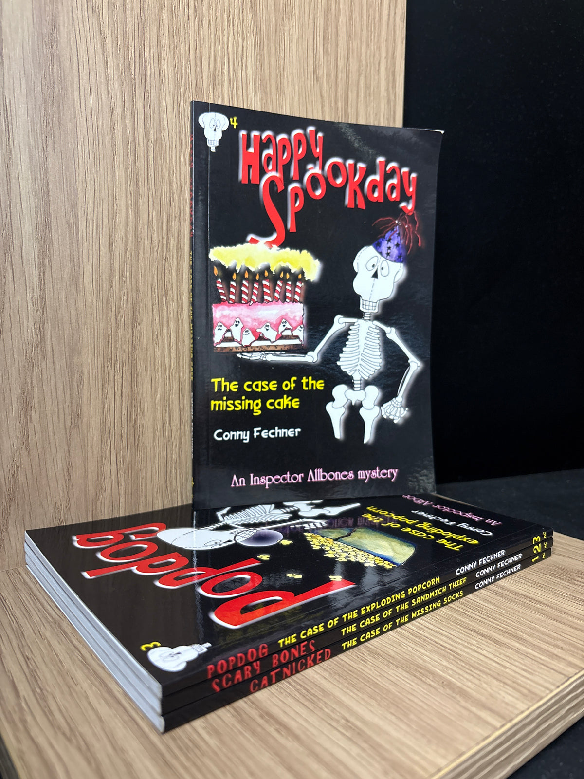 FECHNER, Conny 'Inspector Allbones Mystery' Titles #1-4 (Min. very good condition)