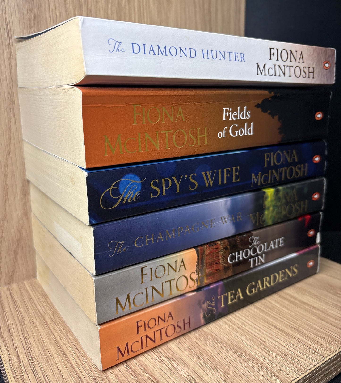 McINTOSH, Fiona Standalone Titles Bundle of 6 (Min. fair condition)