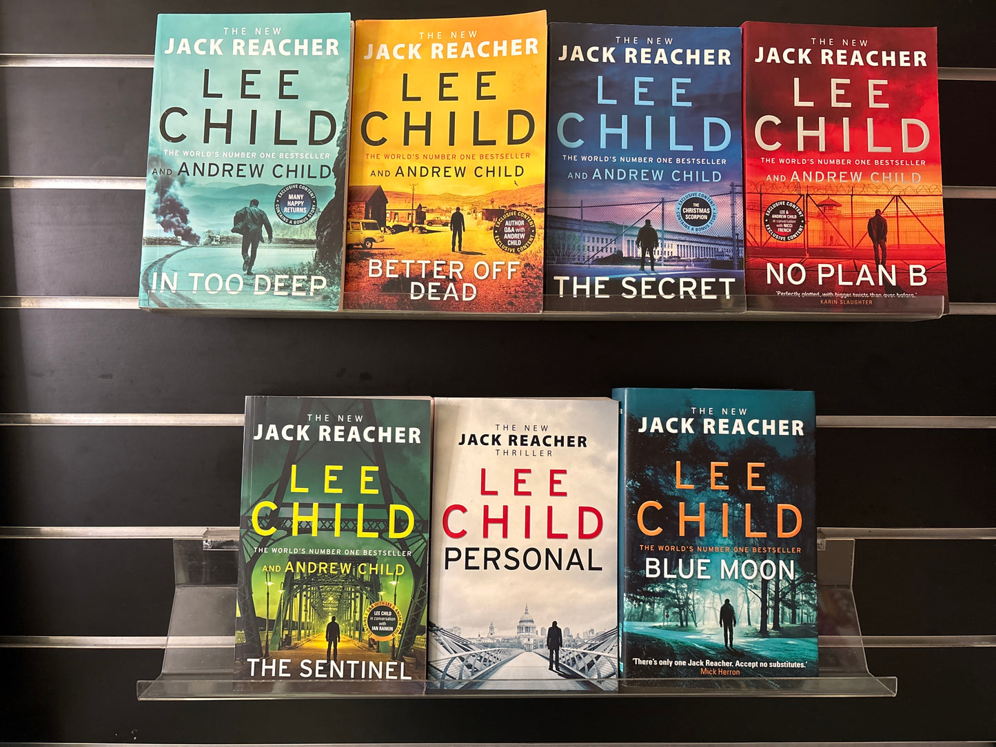 CHILD, Lee 'Jack Reacher' Assorted Titles Bundle of 7 (Min. good condition)