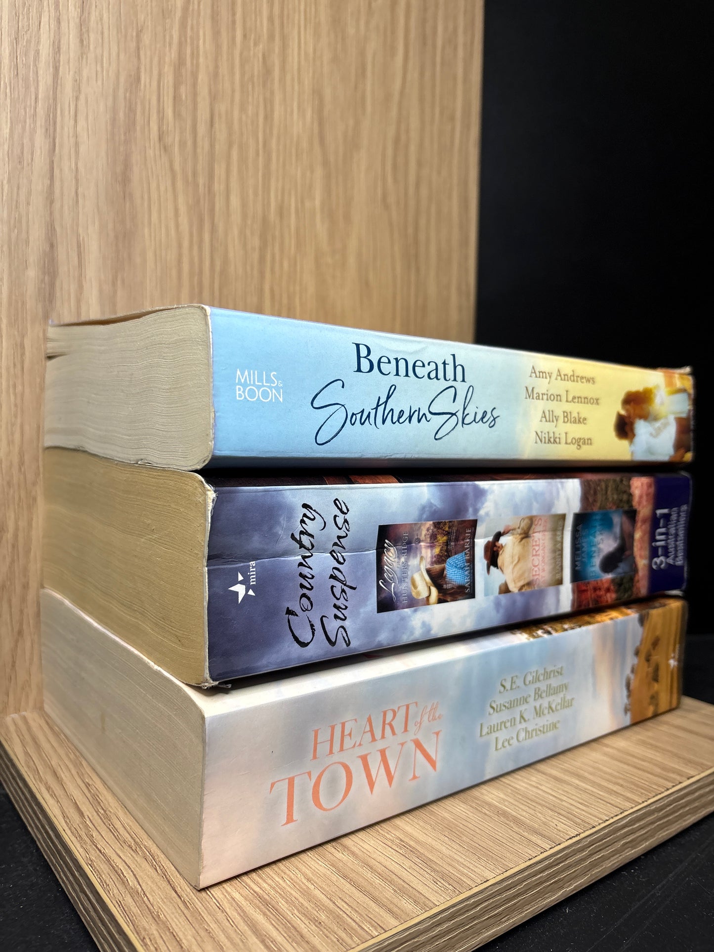 AUSTRALIAN COUNTRY COLLECTION 3-in-1 and 4-in-1 Assorted Titles Bundle of 3 (Min. fair condition)