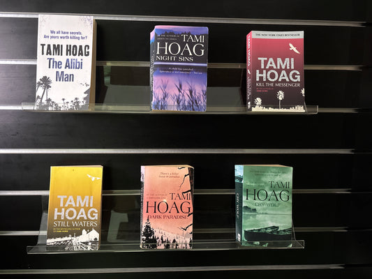 HOAG, Tami - Bundle of 6 - Assorted Titles (Min. fair condition)
