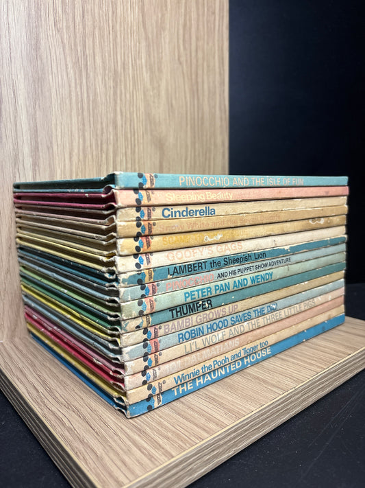 DISNEY'S WONDERFUL WORLD OF READING Assorted Standalone Titles Bundle of 16 (Min. fair condition)
