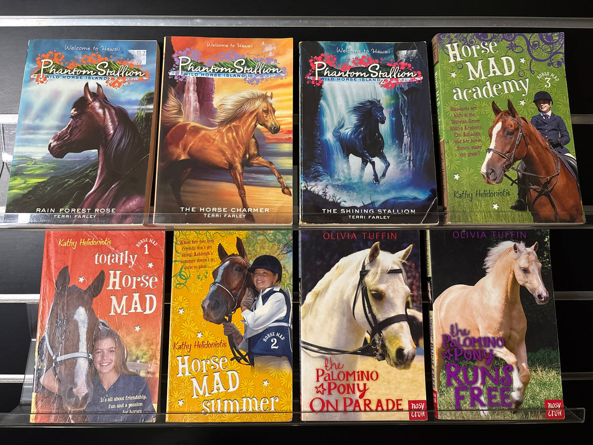 CHILDREN'S HORSES Assorted Standalone Titles Bundle of 8 (Min. fair condition)