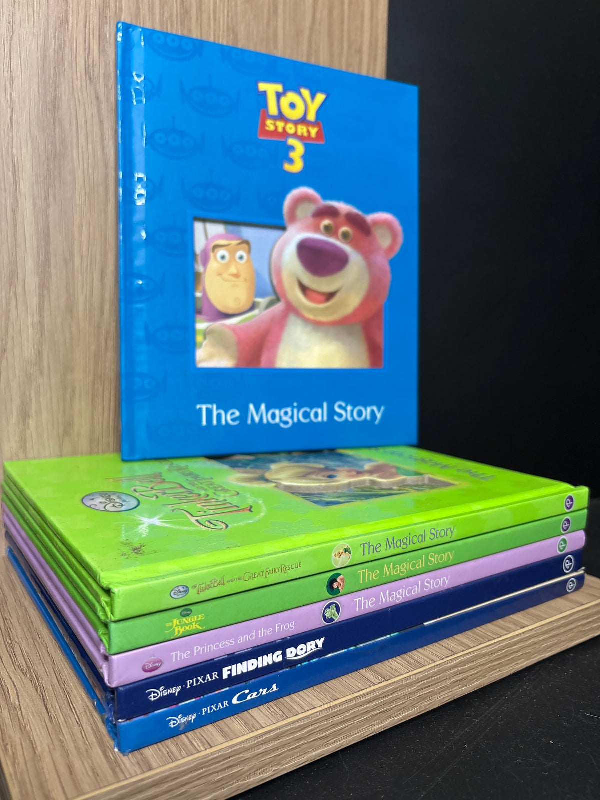 DISNEY YOUNG READER Assorted Standalone Titles Bundle of 6 (Min. fair condition)