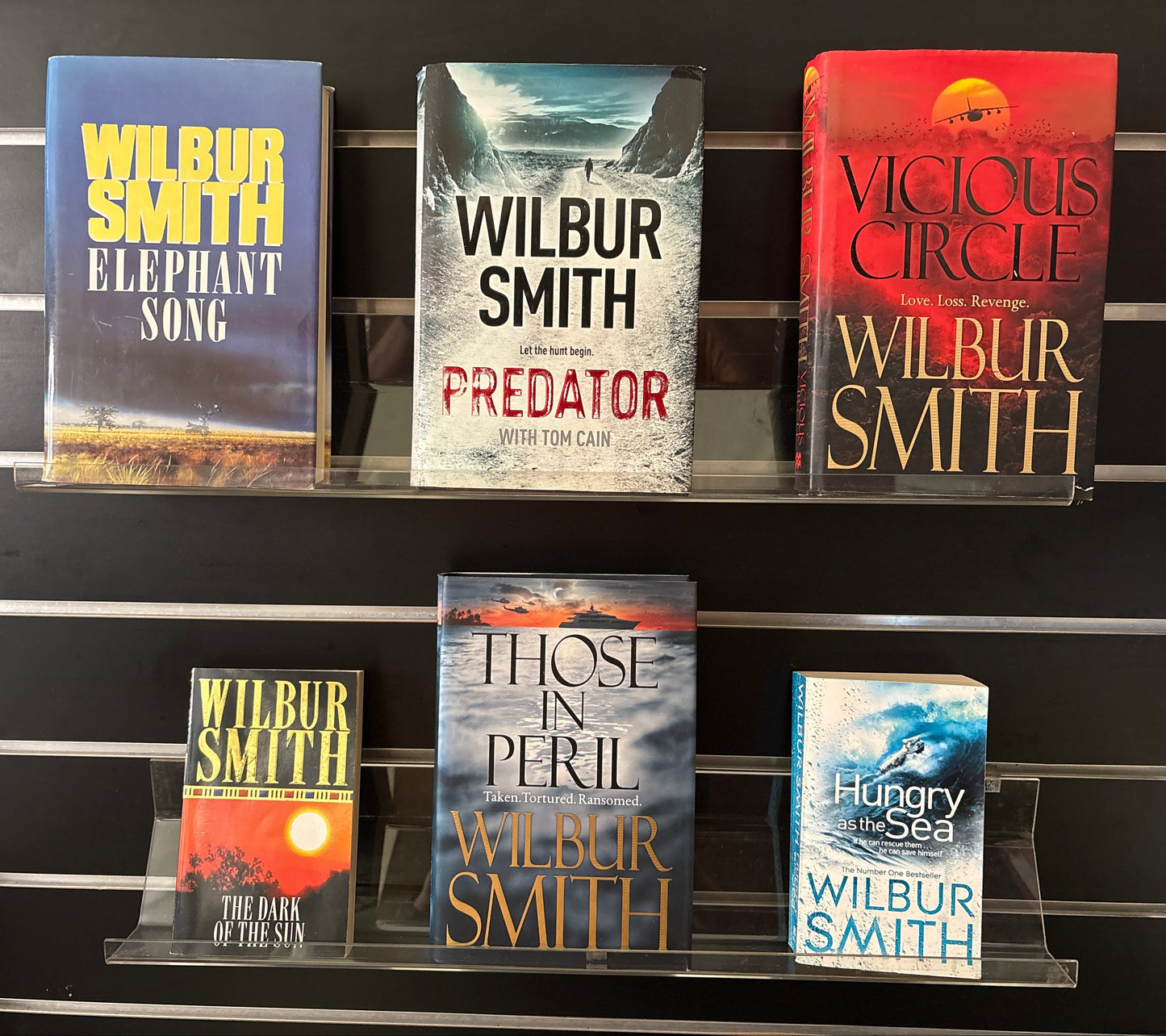 SMITH, Wilbur 'Hector Cross' Complete Series #1-3 and Standalone Titles Bundle of 6 (Min. fair condition)