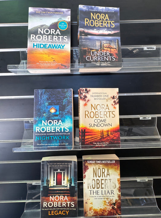 ROBERTS Nora - Bundle of 6 - standalone titles  (min. fair condition)