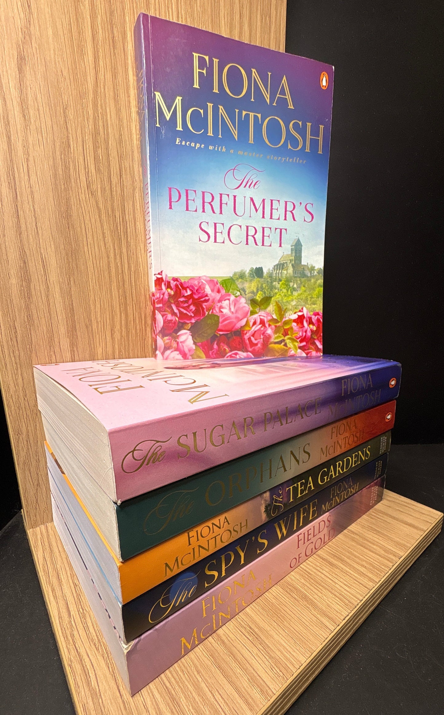 McINTOSH, Fiona Standalone Titles Bundle of 6 (Min. good condition)