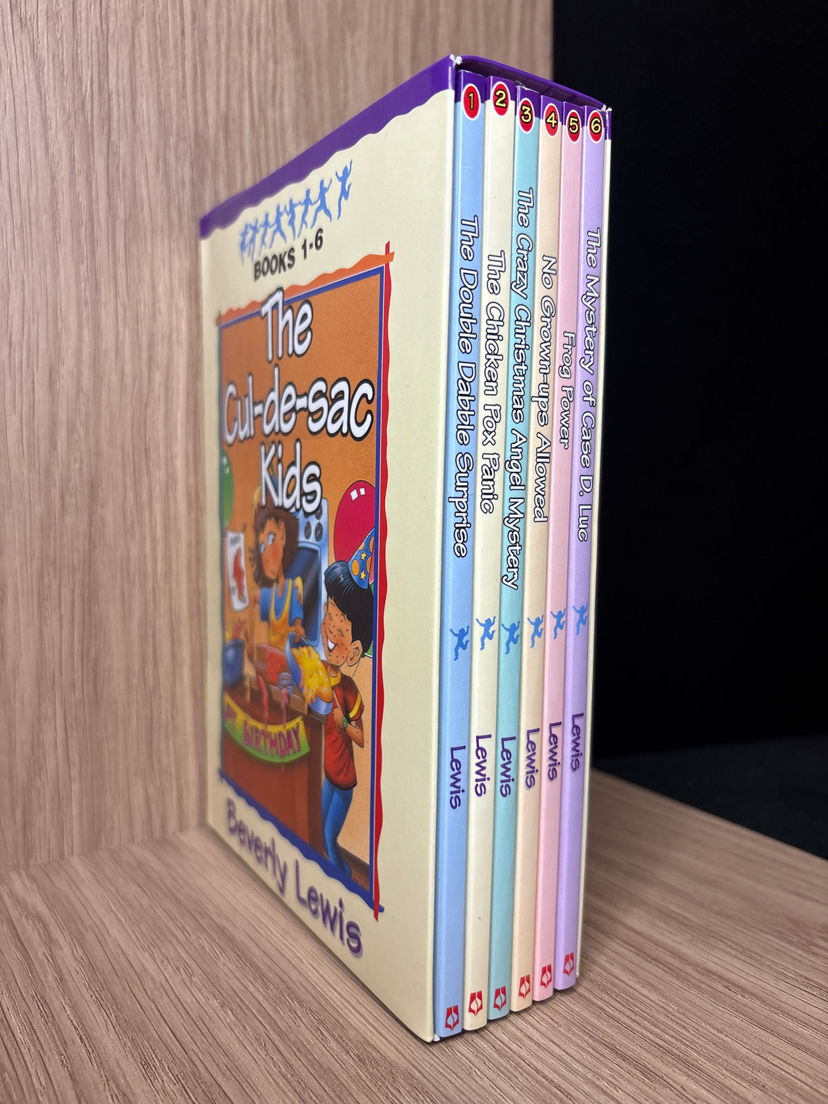 LEWIS, Beverly 'The Cul-de-sac Kids' Titles #1-6 Box Set (Min. good condition)
