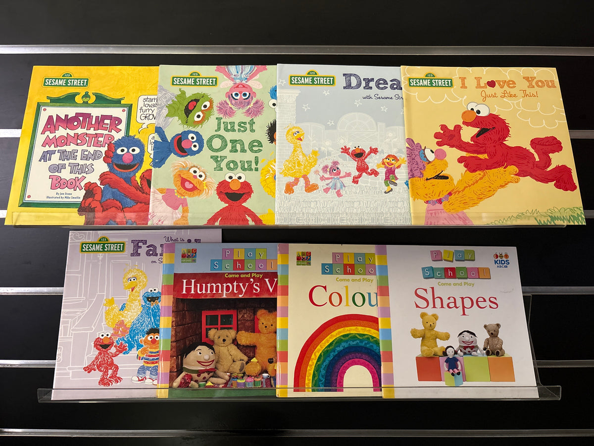 PICTURE BOOKS Assorted Titles Bundle of 8 (Min. good condition)