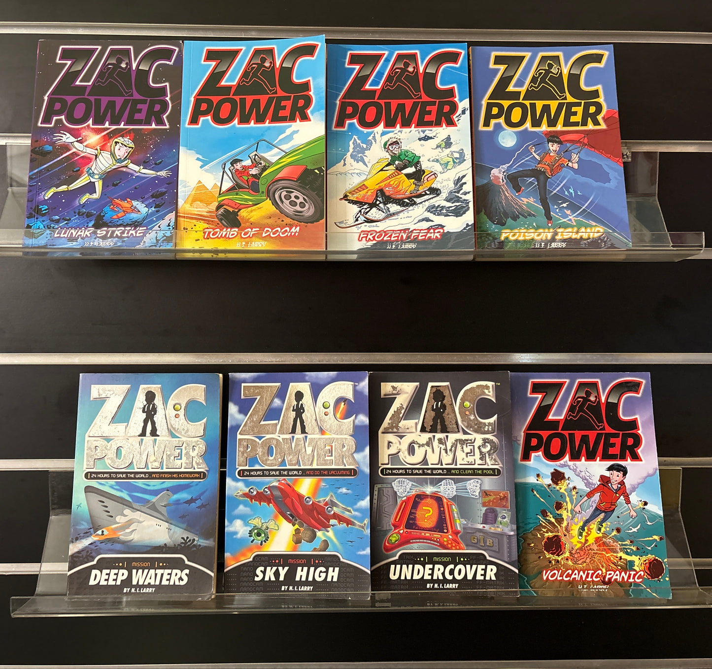 LARRY, H. I - 'Zac Power' Series Assorted Titles Bundle of 8 (Min. fair condition)