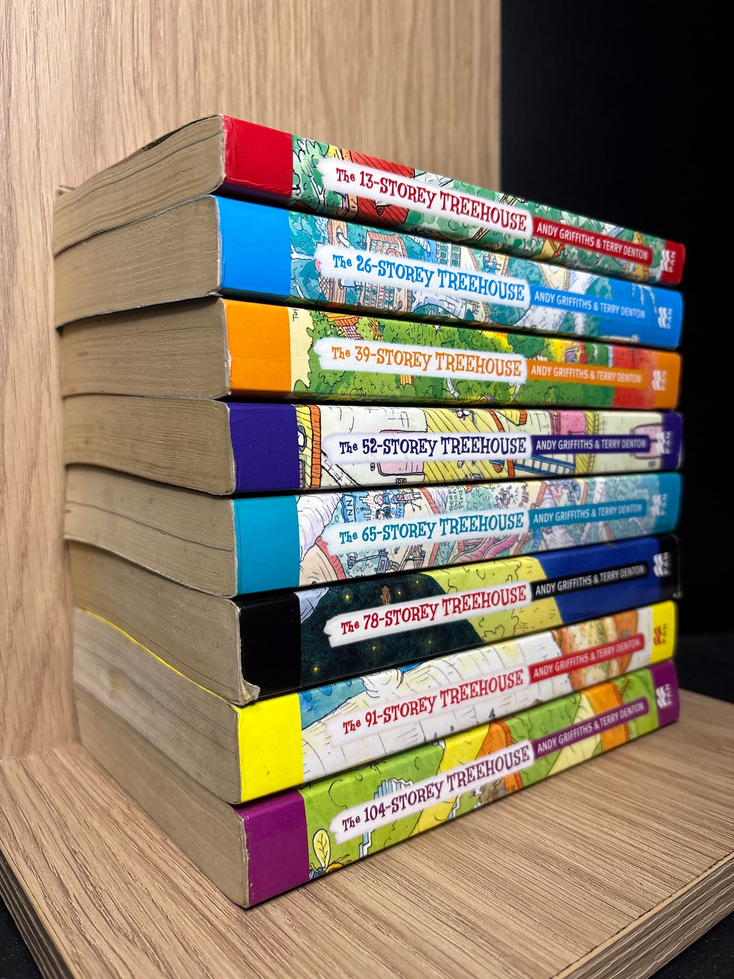 GRIFFITHS, Andy + DENTON, Terry 'Treehouse' Series Books #1-8  Bundle of 8 (Min. fair condition) (Copy)
