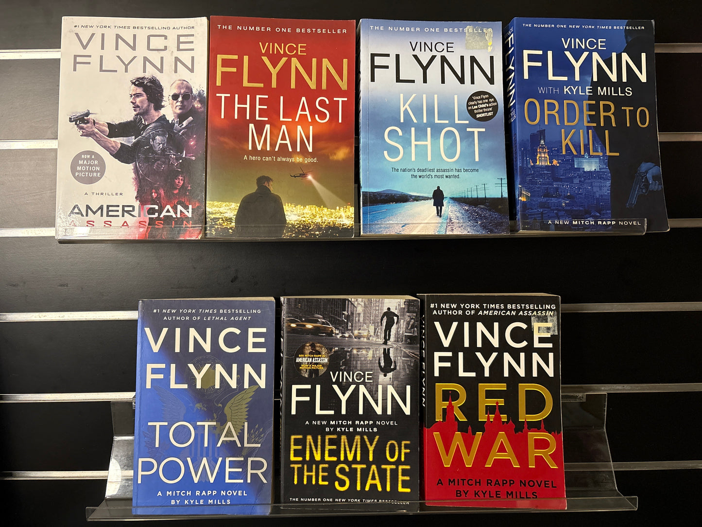 FLYNN, Vince 'Mitch Rapp' Assorted Titles Bundle of 6 (Min. fair condition)