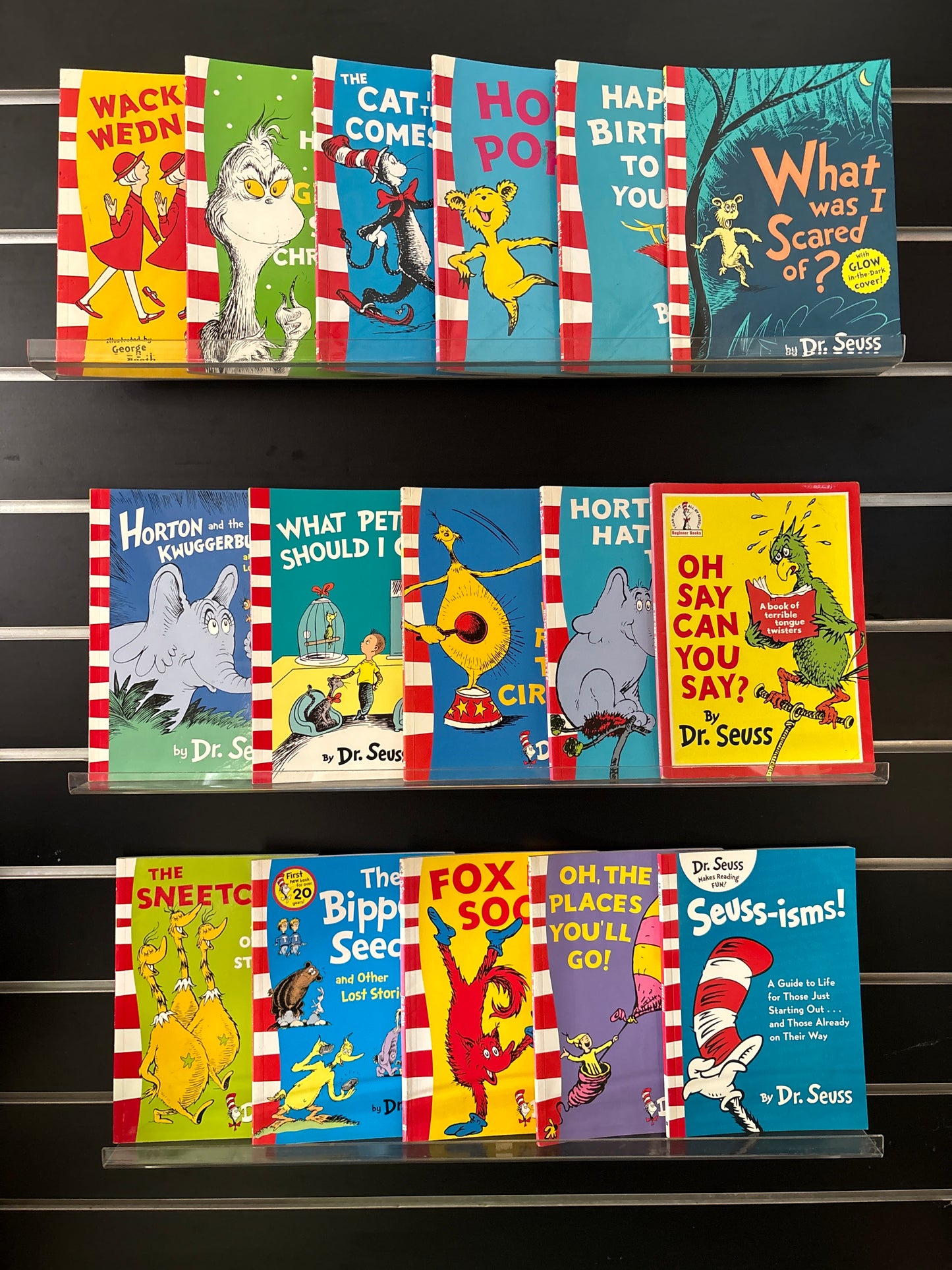 DR. SEUSS Assorted Titles Bundle of 16 (Min. fair Condition)