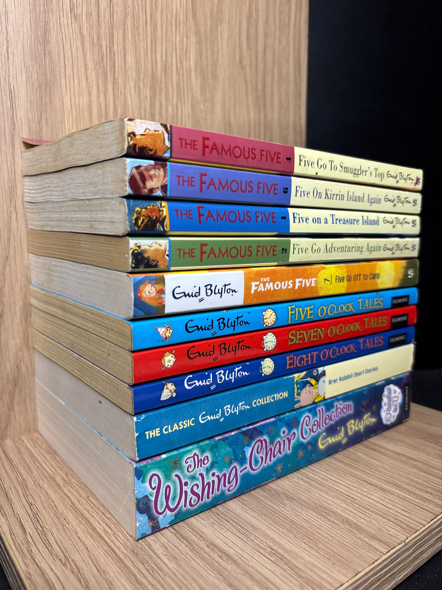 BLYTON, Enid 'Famous Five' #1,2,4,6,7 + Standalone Titles Bundle of 10 (Min. fair condition)