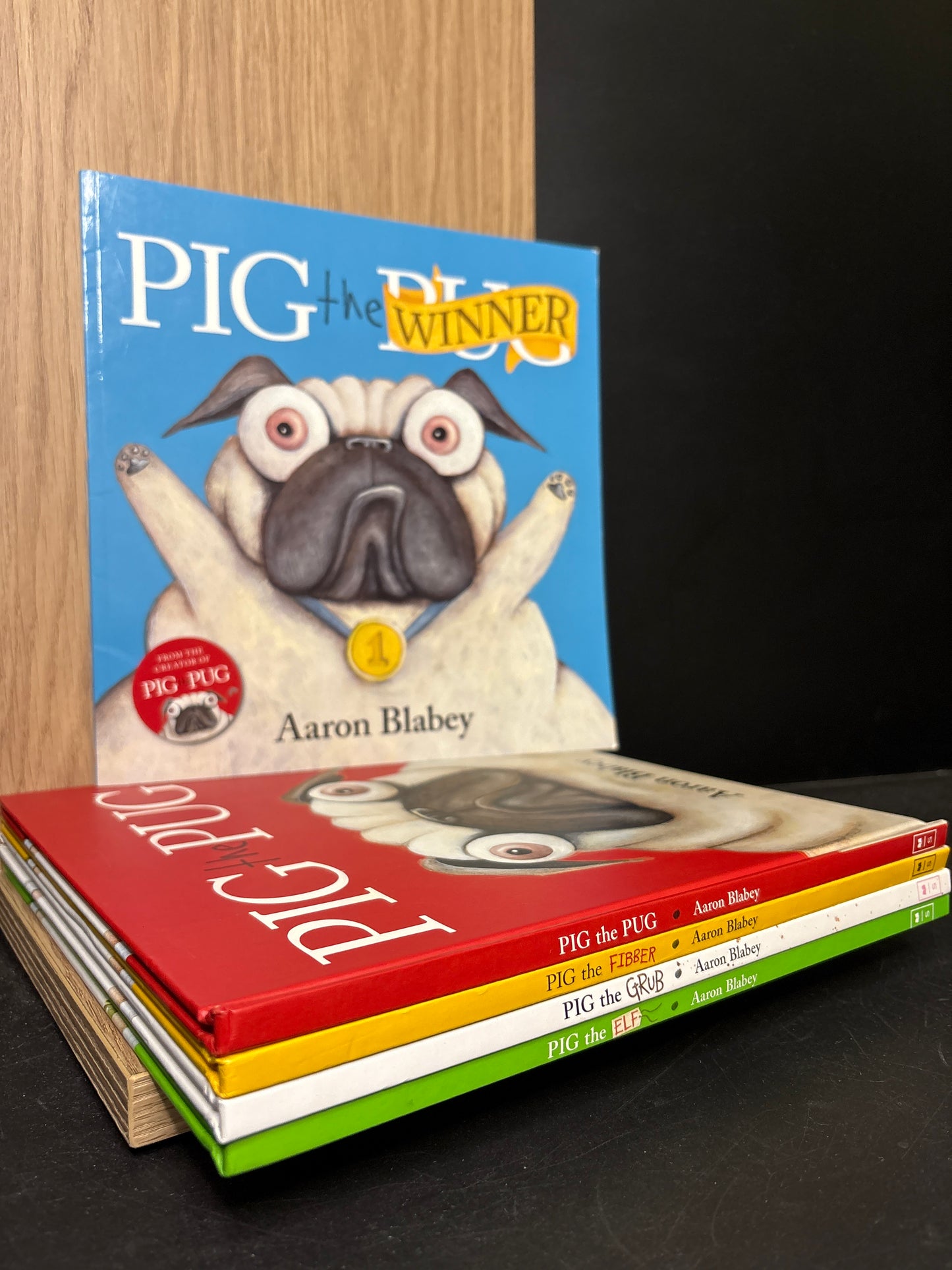 BLABEY, Aaron 'Pig the Pug' Assorted Standalone Titles Bundle of 5 (Min. very good condition)