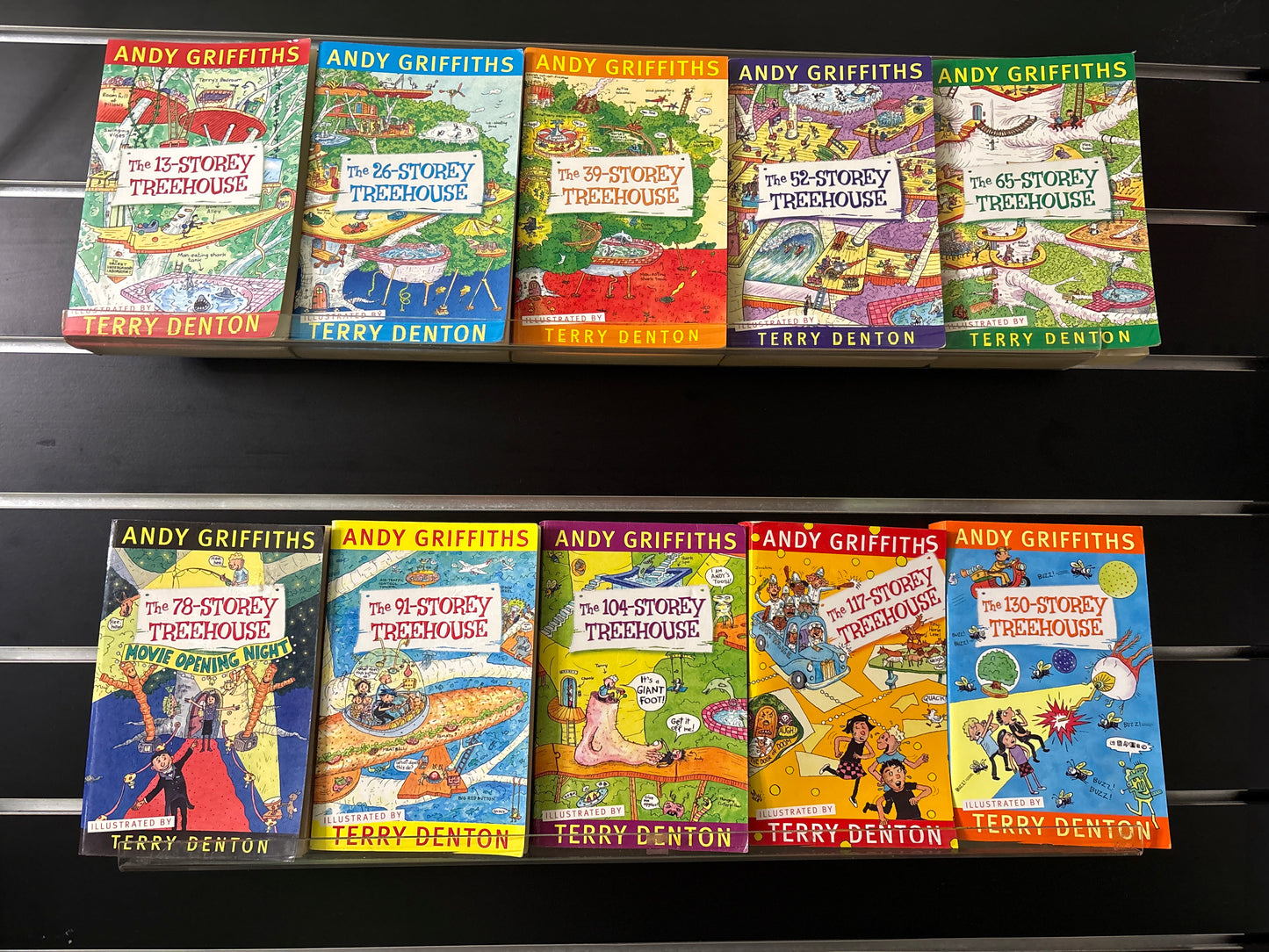 GRIFFITHS, Andy 'Treehouse Series Assorted Titles Bundle of 10 (Min. fair condition)