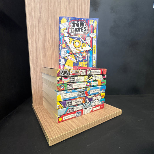 GATES, Tom - Bundle of 8 - Assorted Titles (Min. fair)