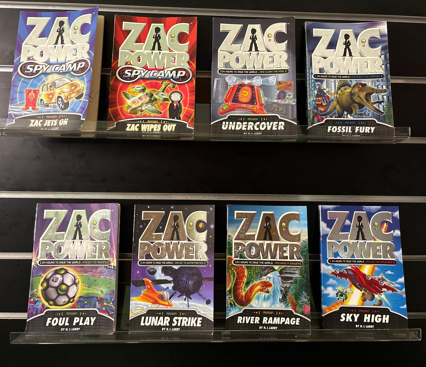 LARRY, H. I - 'Zac Power' Series Assorted Titles Bundle of 8 (Min. fair condition)