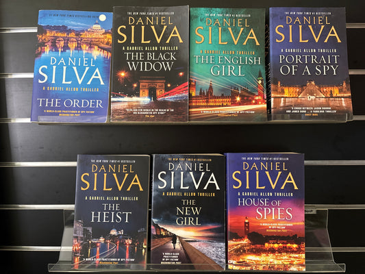 SILVA, Daniel 'Gabriel Allon' Assorted Titles Bundle of 7 (Min. fair condition)