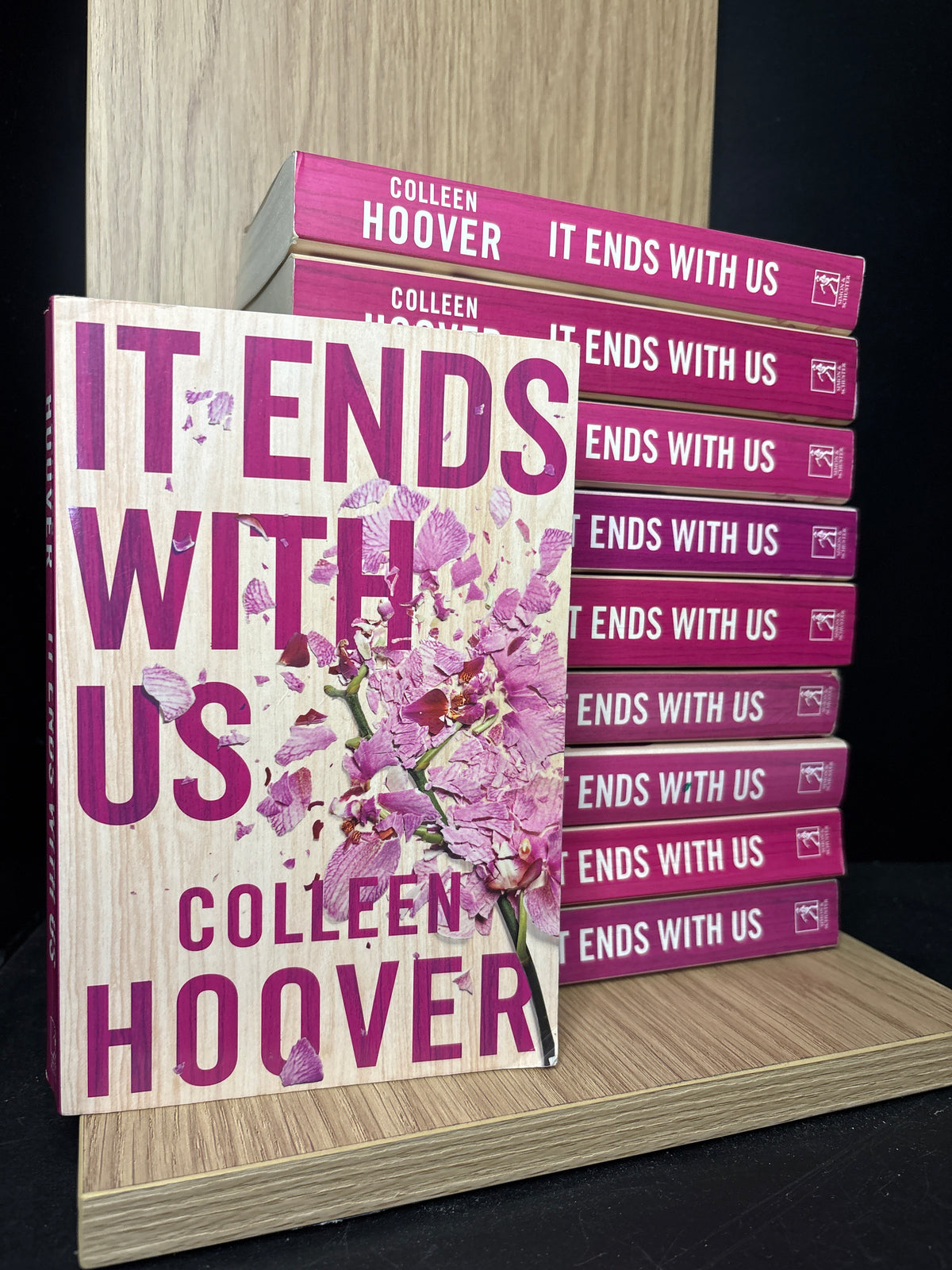 Book Club 10 Pack: HOOVER, Colleen 'It Ends With Us' Paperback Medium Copies (Min. condition: Good)