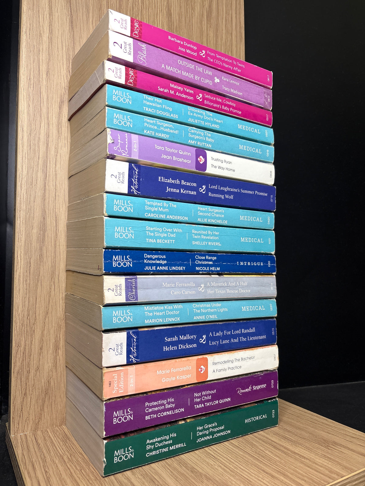 MILLS + BOON 2 story Assorted Standalone Titles Bundle of 16 (Min. good condition)