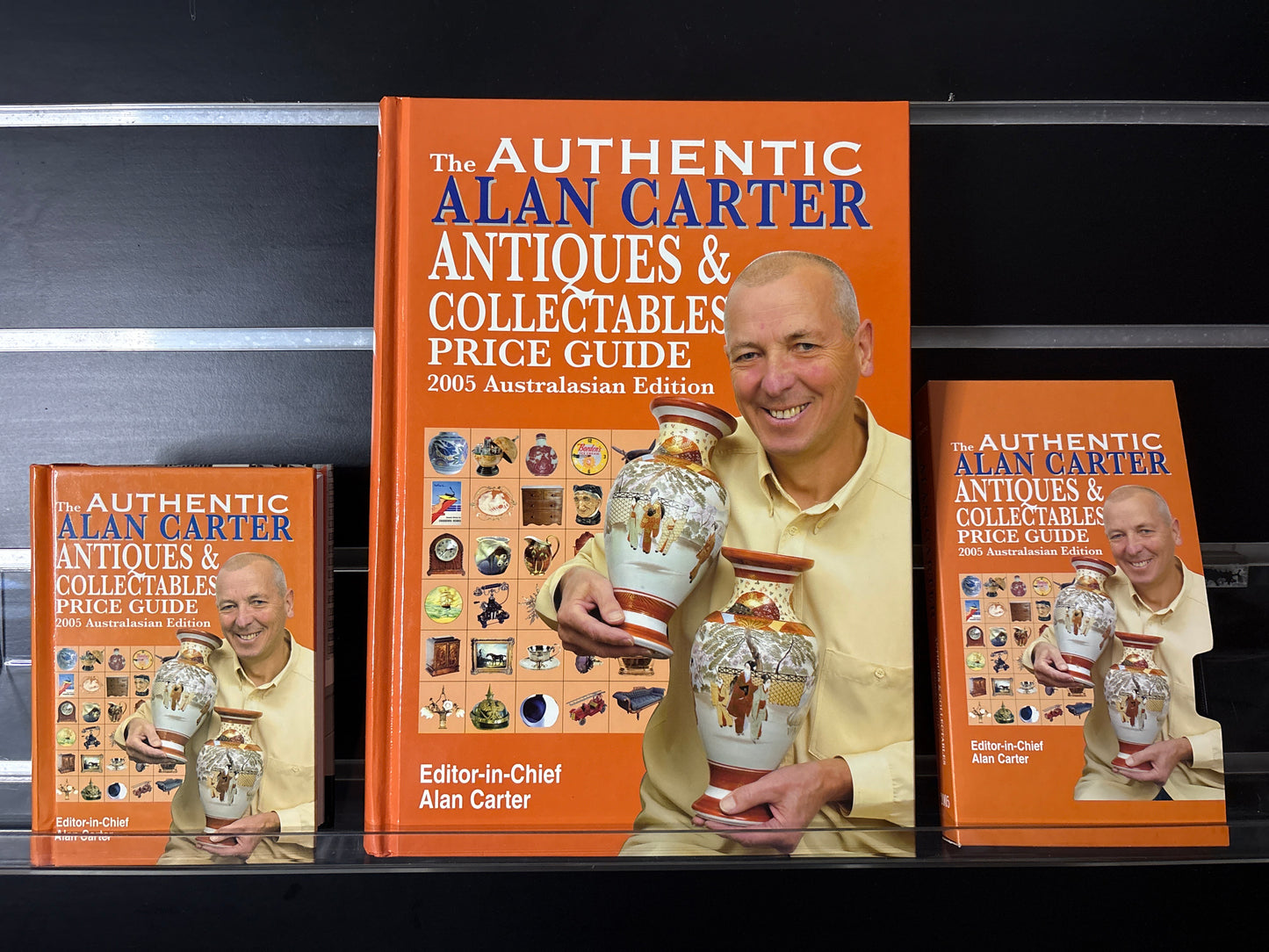 2005 THE AUTHENTIC ALAN CARTER ANTIQUES AND COLLECTABLES PRICE GUIDE- Australasia Edition Boxed set (Min. As New condition)