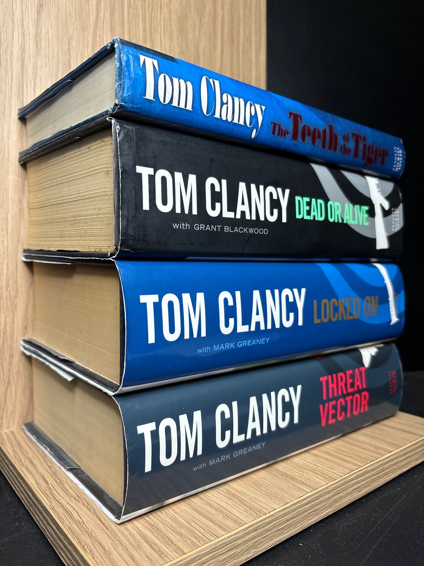 CLANCY, Tom 'Jack Ryan' Series #1-4 Bundle of 4 (Min. good condition)