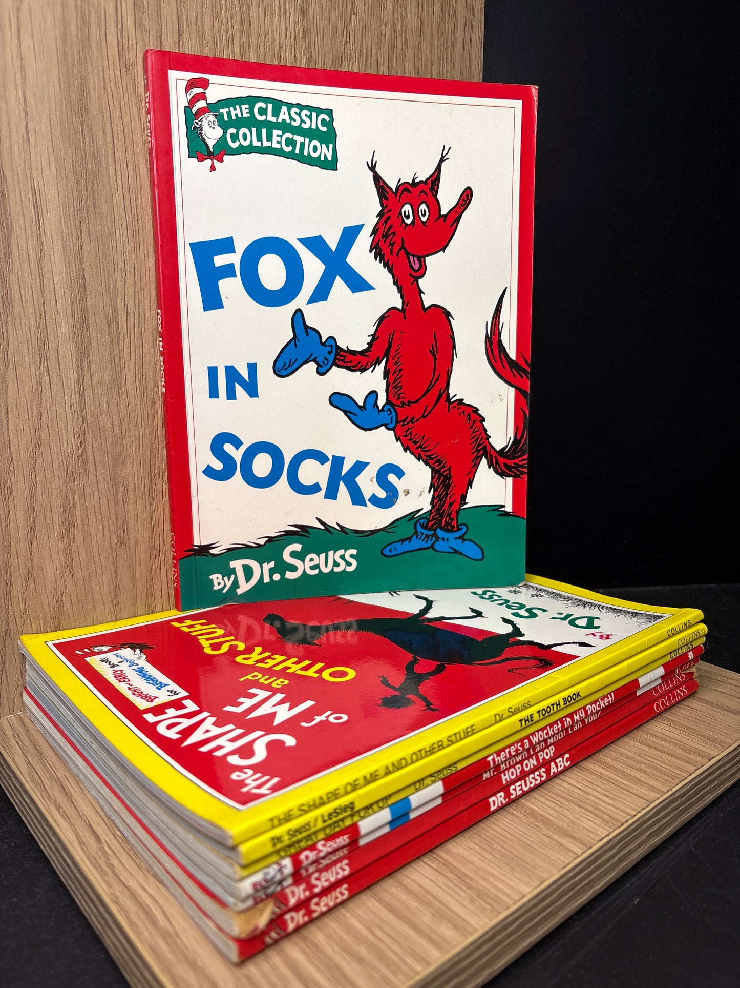 DR SEUSS - Bundle of 8 Assorted Titles (Min. fair condition)
