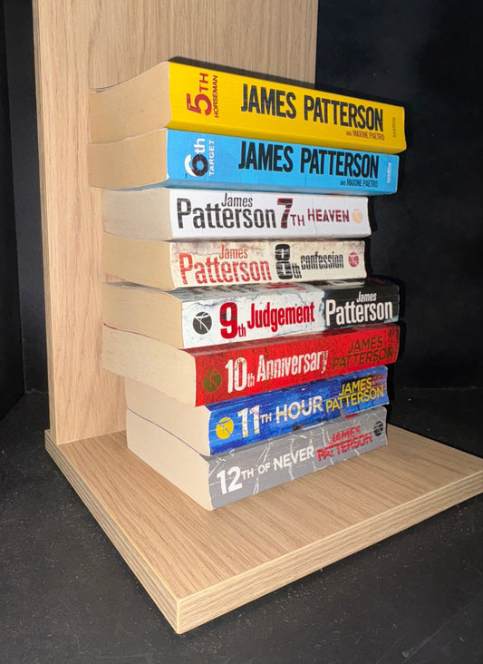 PATTERSON, James - Bundle of 8 - Titles #5 - 12 in The Women's Murder Club Series (Min. fair condition)