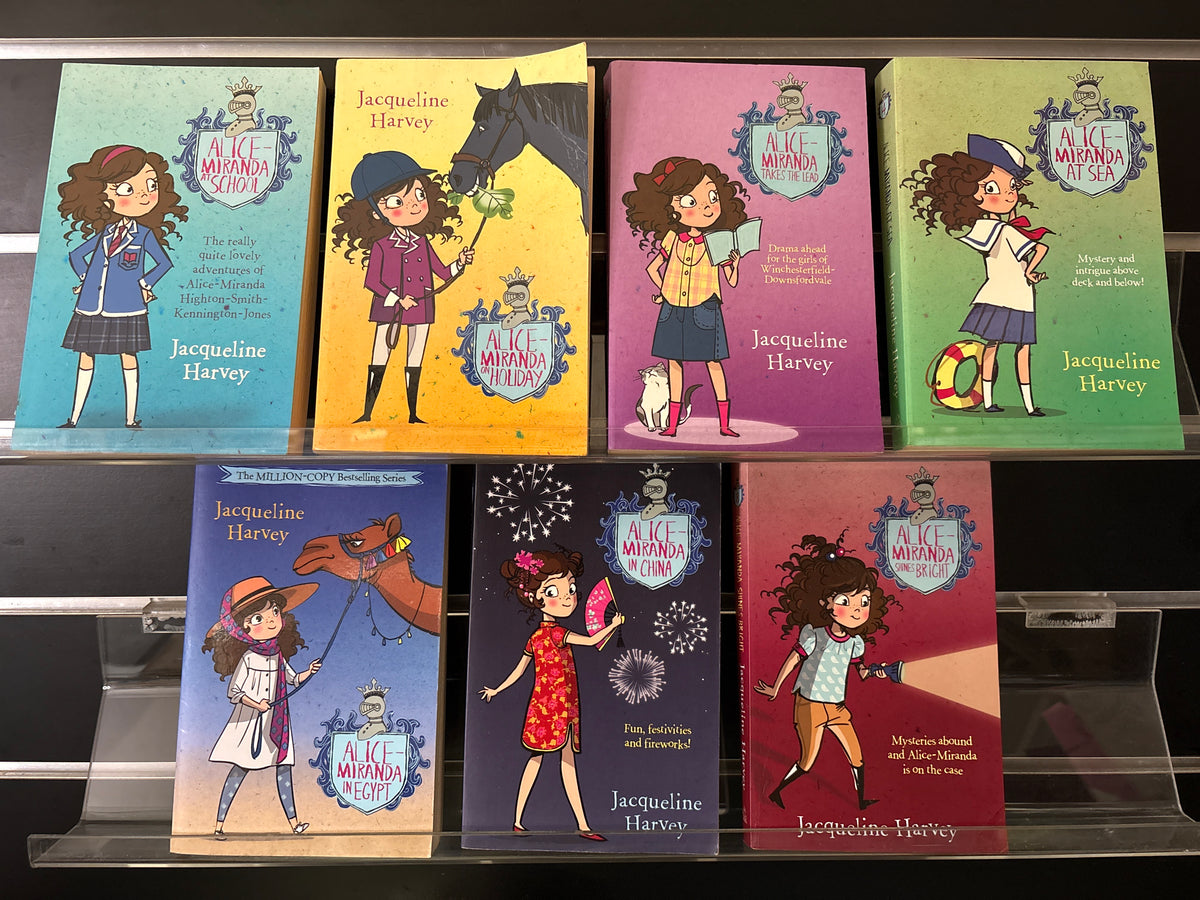 HARVEY, Jacqueline 'Alice-Miranda' Assorted Titles Bundle of 7 (Min. fair condition)